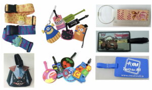 各種行李標籤,上面有不同的字元。