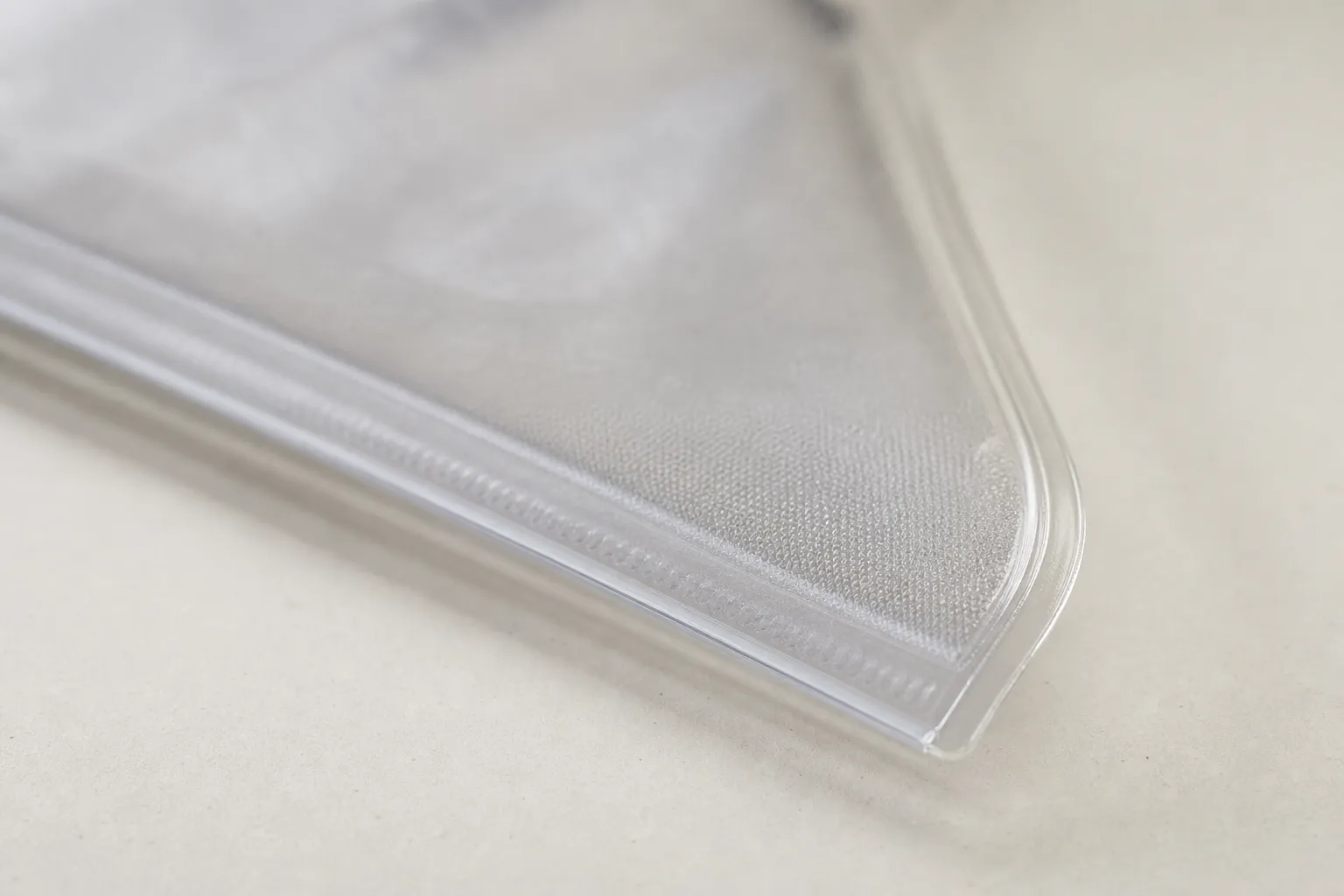 高週波熱合做出的 PVC 軟質產品封邊與立體壓標